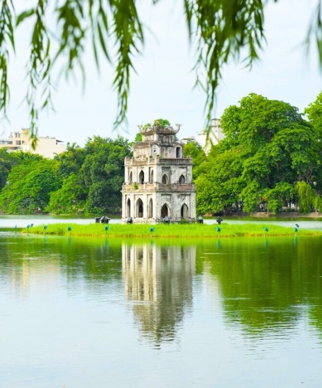 Lago Hoan Kiem (Spada Restituita) : Uno scrigno di leggende e di storia di Hanoi