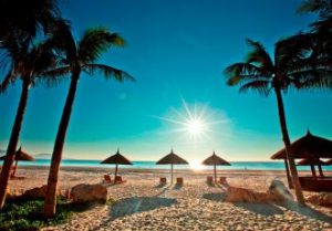 Belle spiagge di sabbia bianca di Nha Trang