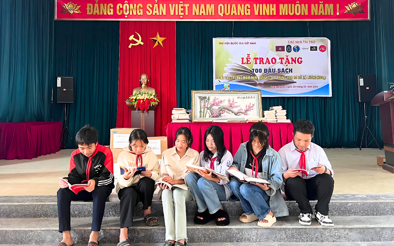 Les élèves de la commune Luong Ngoai, district de Ba Thuoc, province de Thanh Hoa