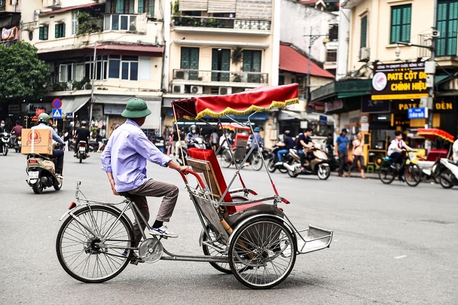 Fare un giro in risciò cyclo hanoi