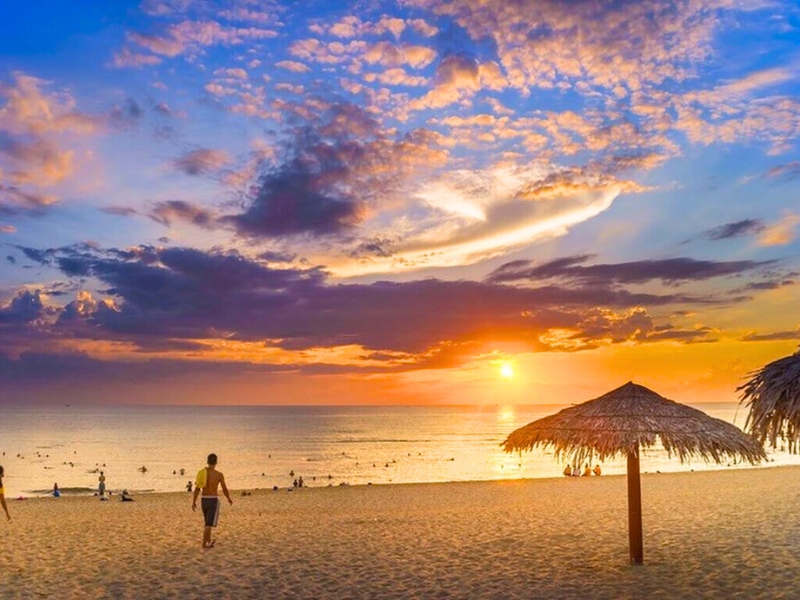Plage de Nhât Lê