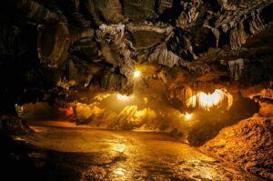 grotta di Thien ha